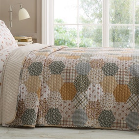 Catherine Lansfield Floral Patchwork Bedspread