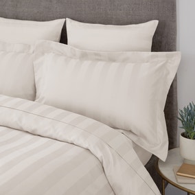 Hotel Stripe 230 Thread Count 100% Cotton Oxford Pillowcase Hotel Stripe 230 Thread Count 100% Cotton Oxford Pillowcase