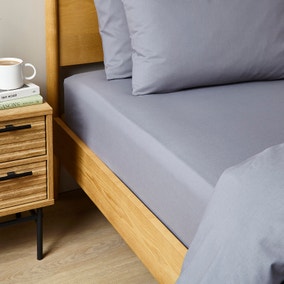 Soft & Easycare 28cm Fitted Sheet