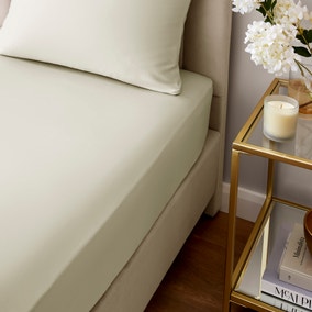 Soft & Silky Fitted Sheet Soft & Silky Fitted Sheet